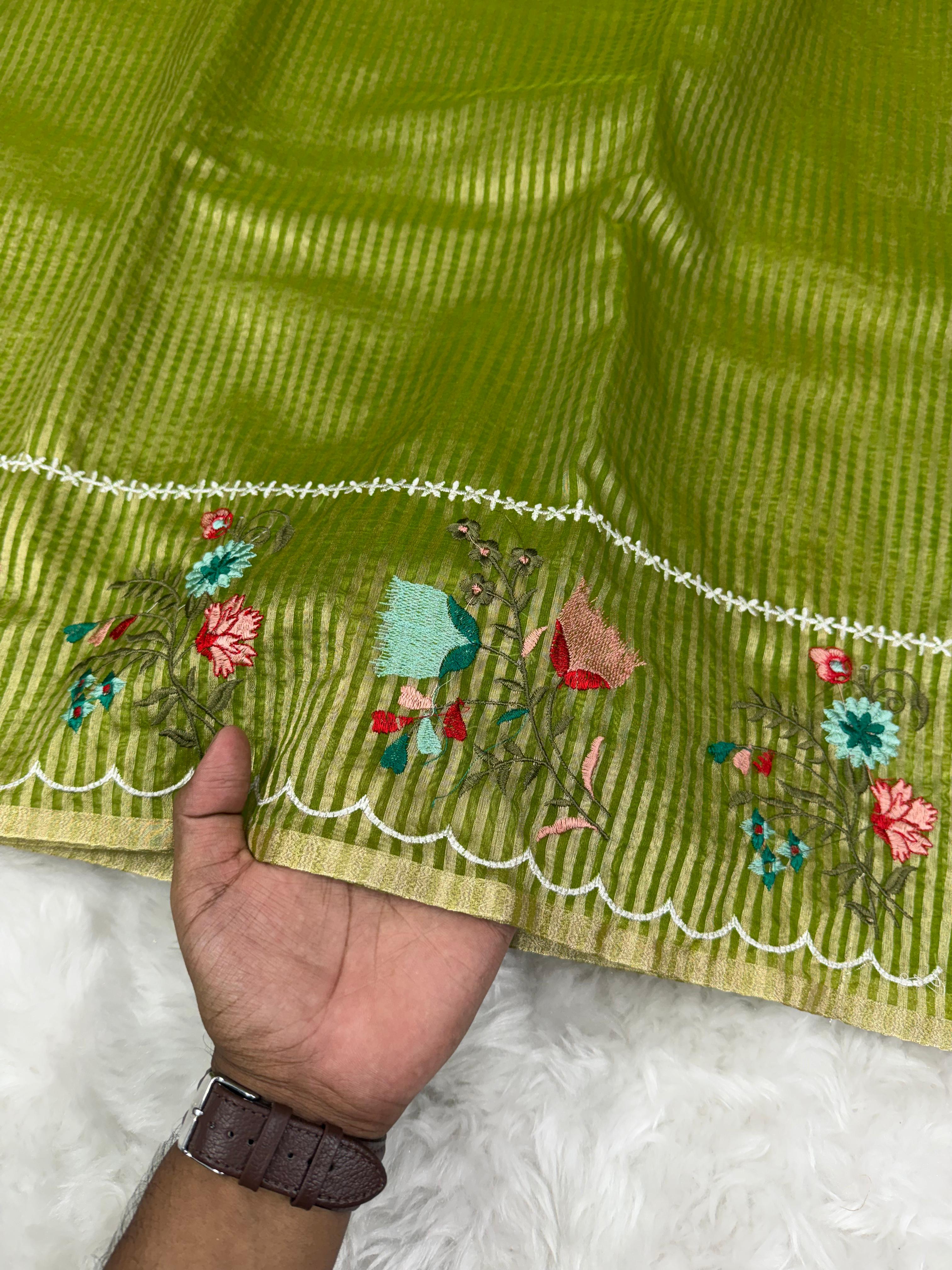 Banarasi : Tissue organza saree