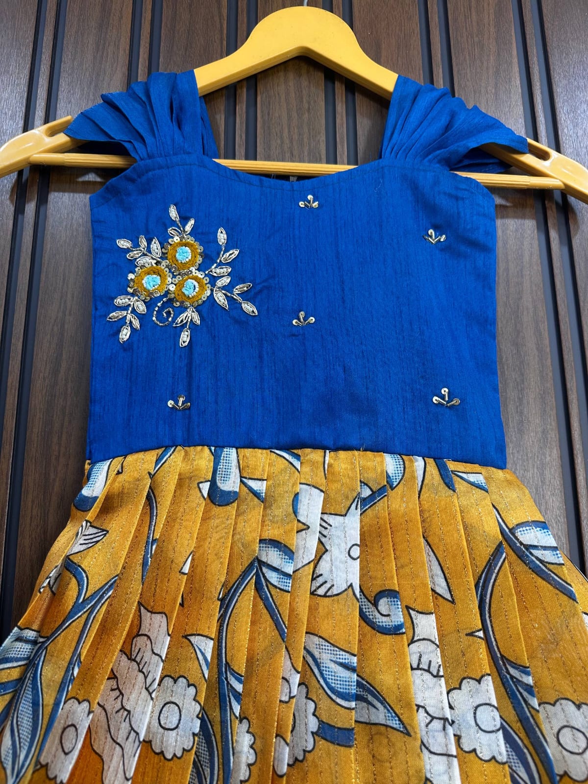 Zuyi : kalamkari Kids frocks