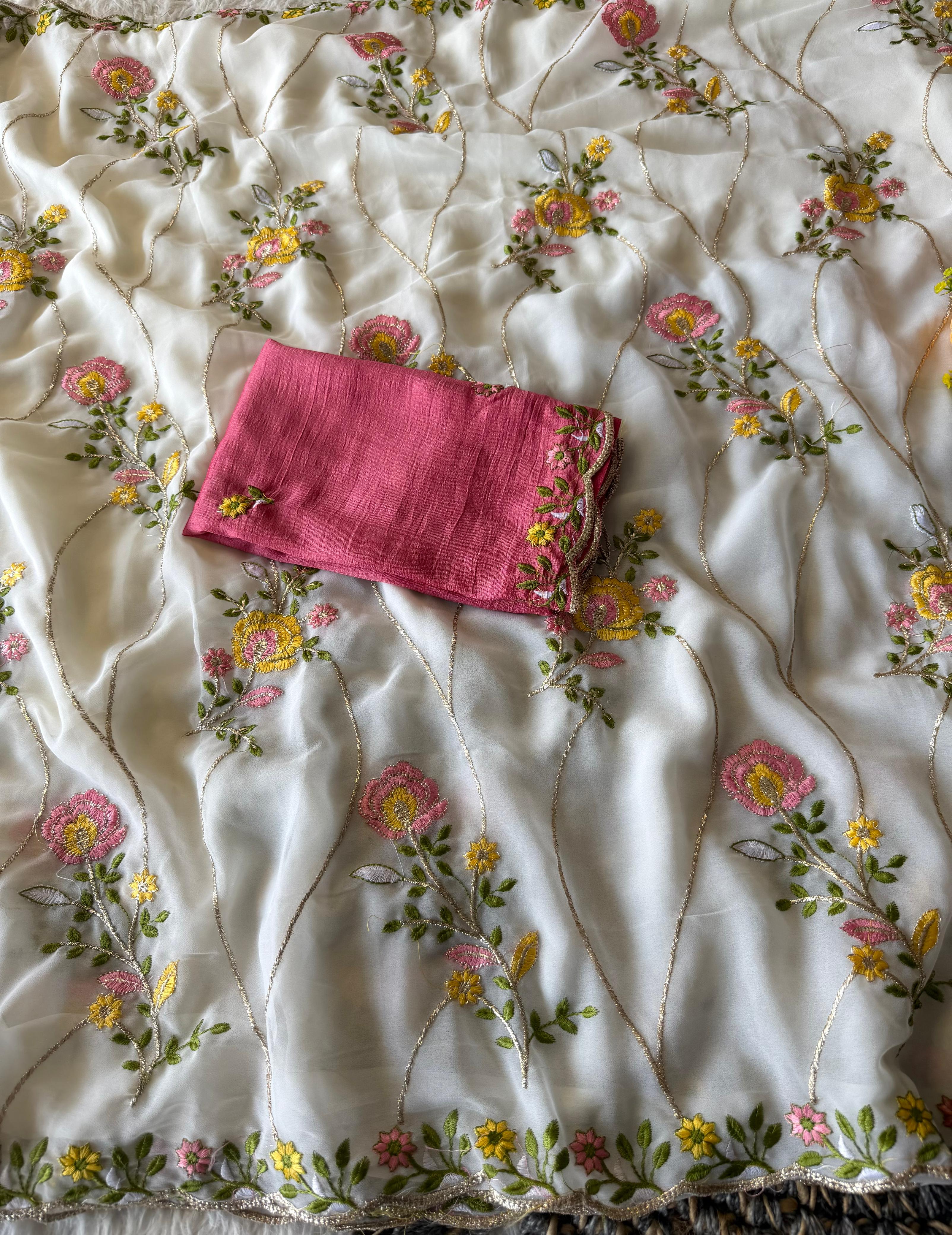 FLORA10 : Floral saree