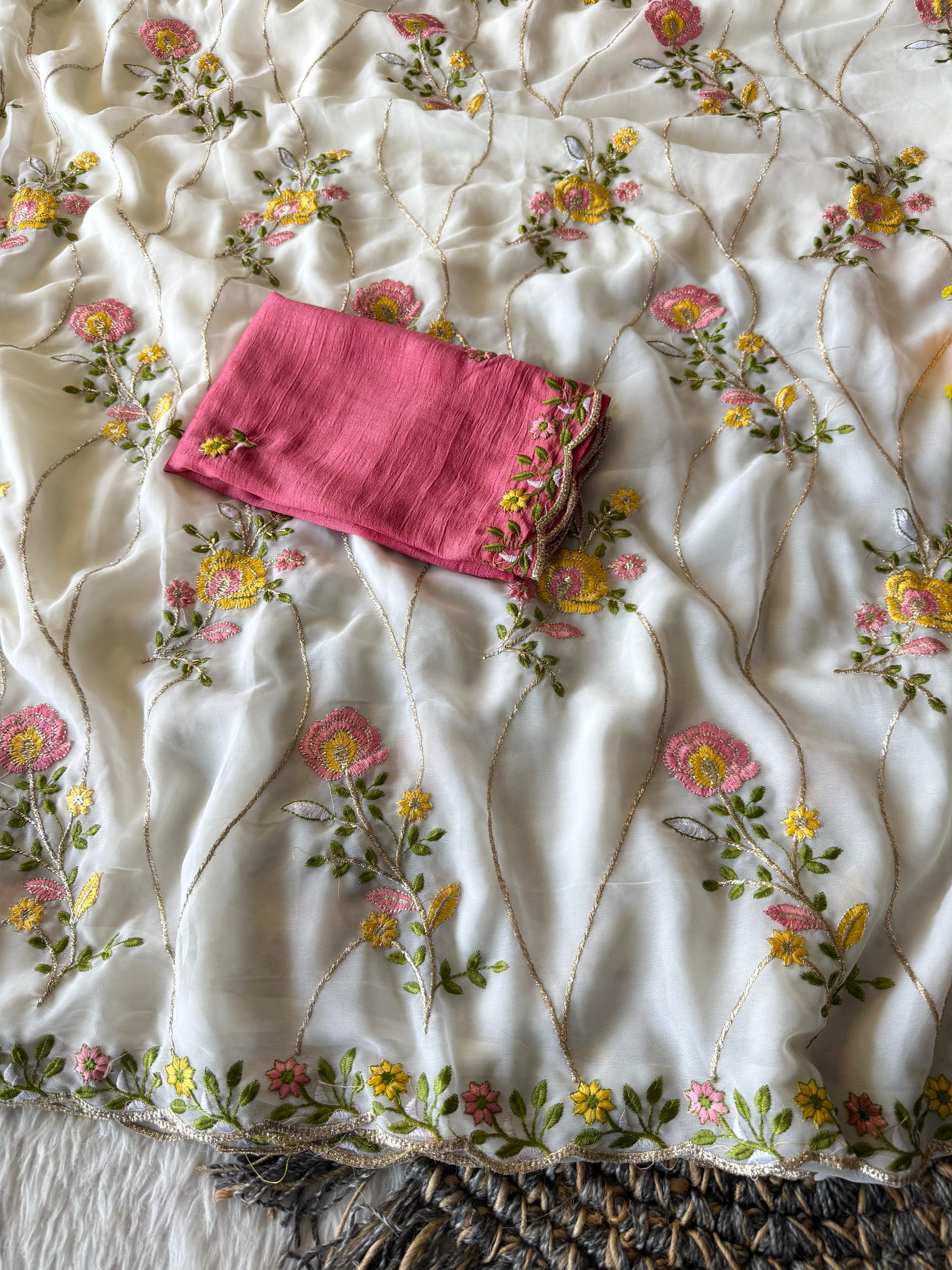 FLORA10 : Floral saree