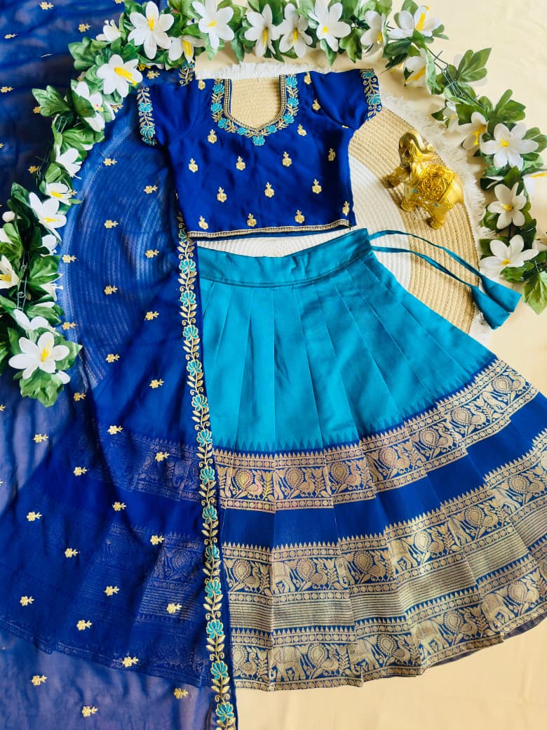 Saarika : Kids Half Saree 💙