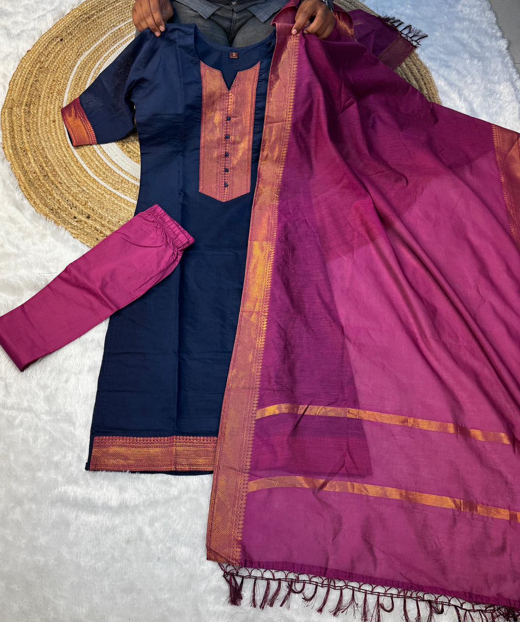 Mallika : Ethnic dresses