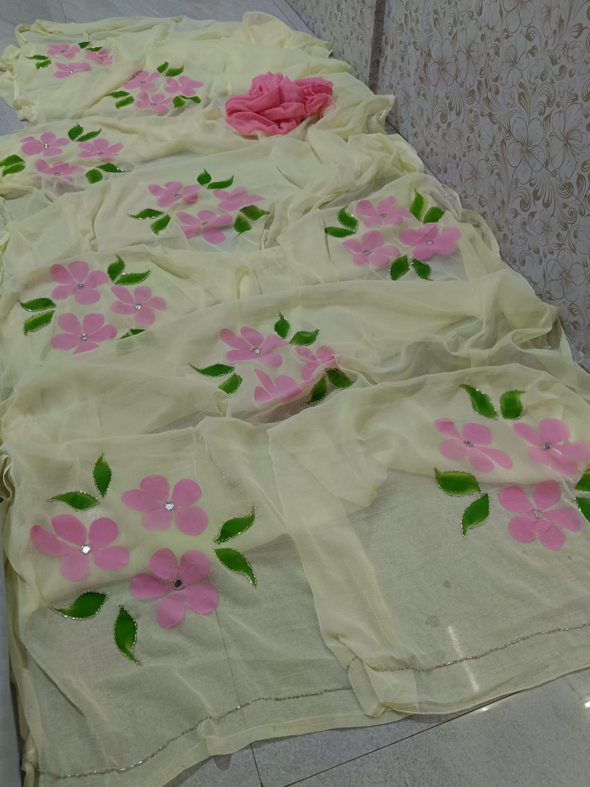 Jessi : Chiffon sarees hand painted