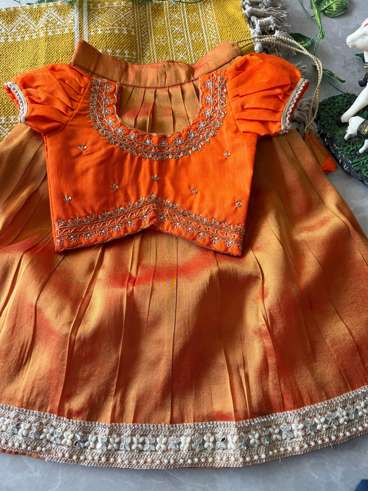 Shikara : Kids lehenga