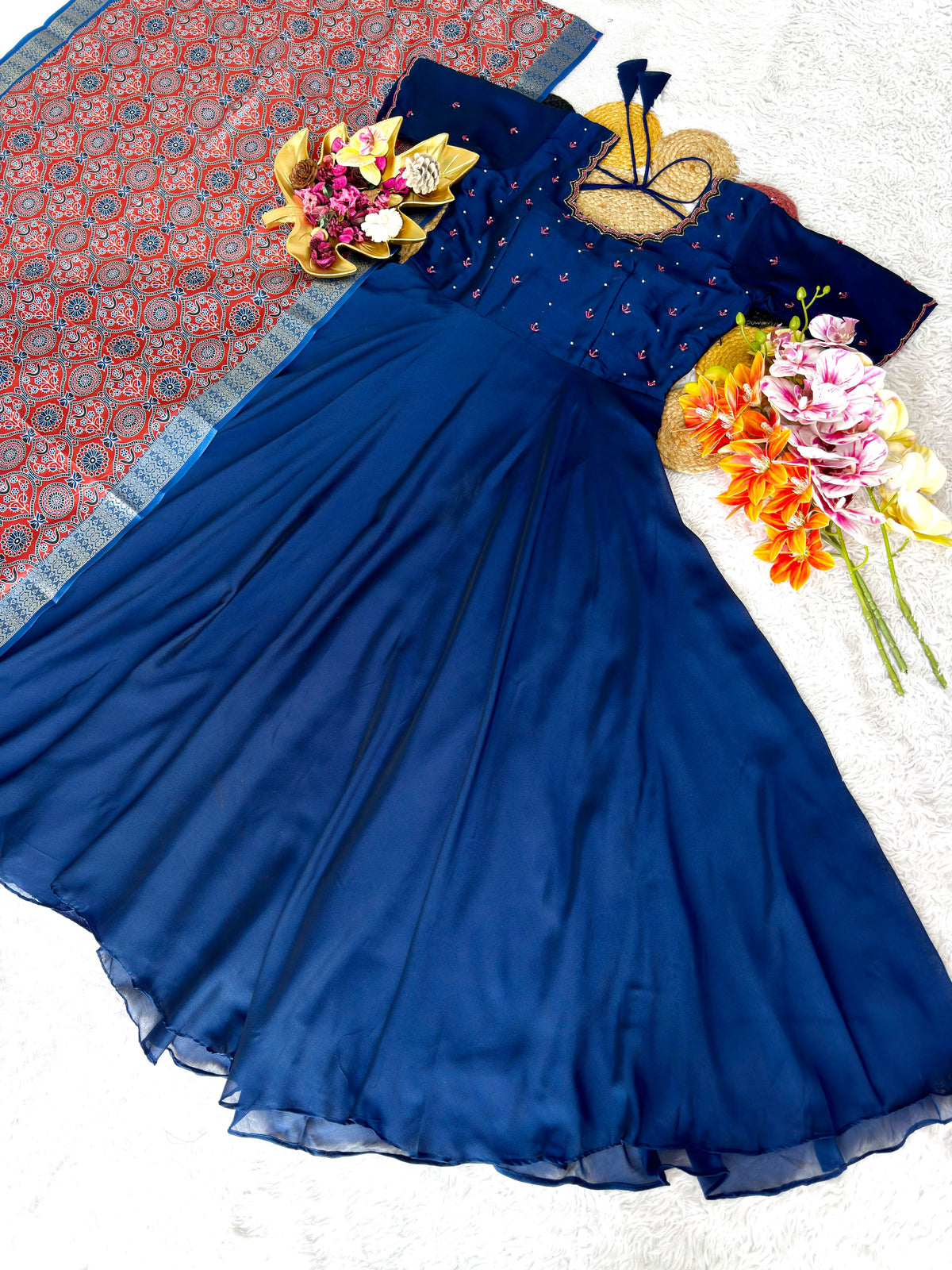 Viha: Party wear dress