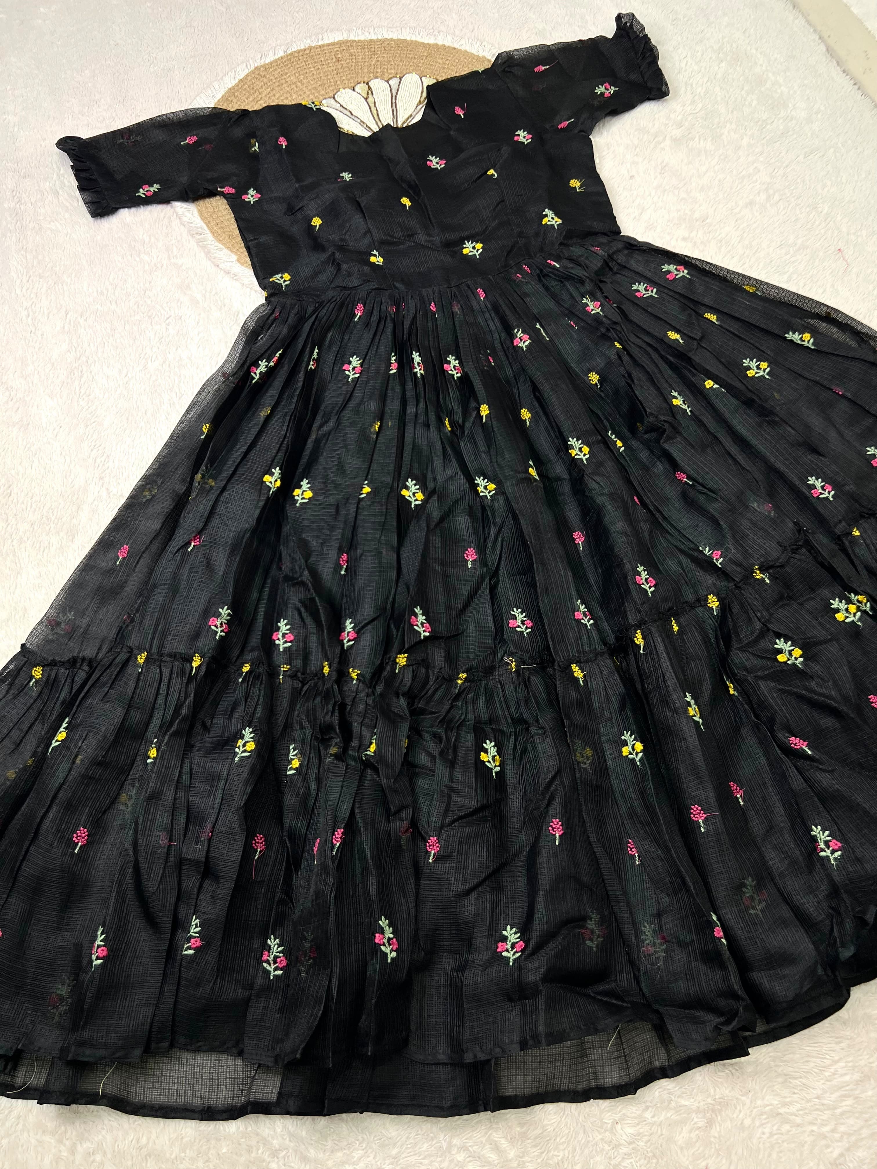 Roohi: Kota checks Frocks 💕