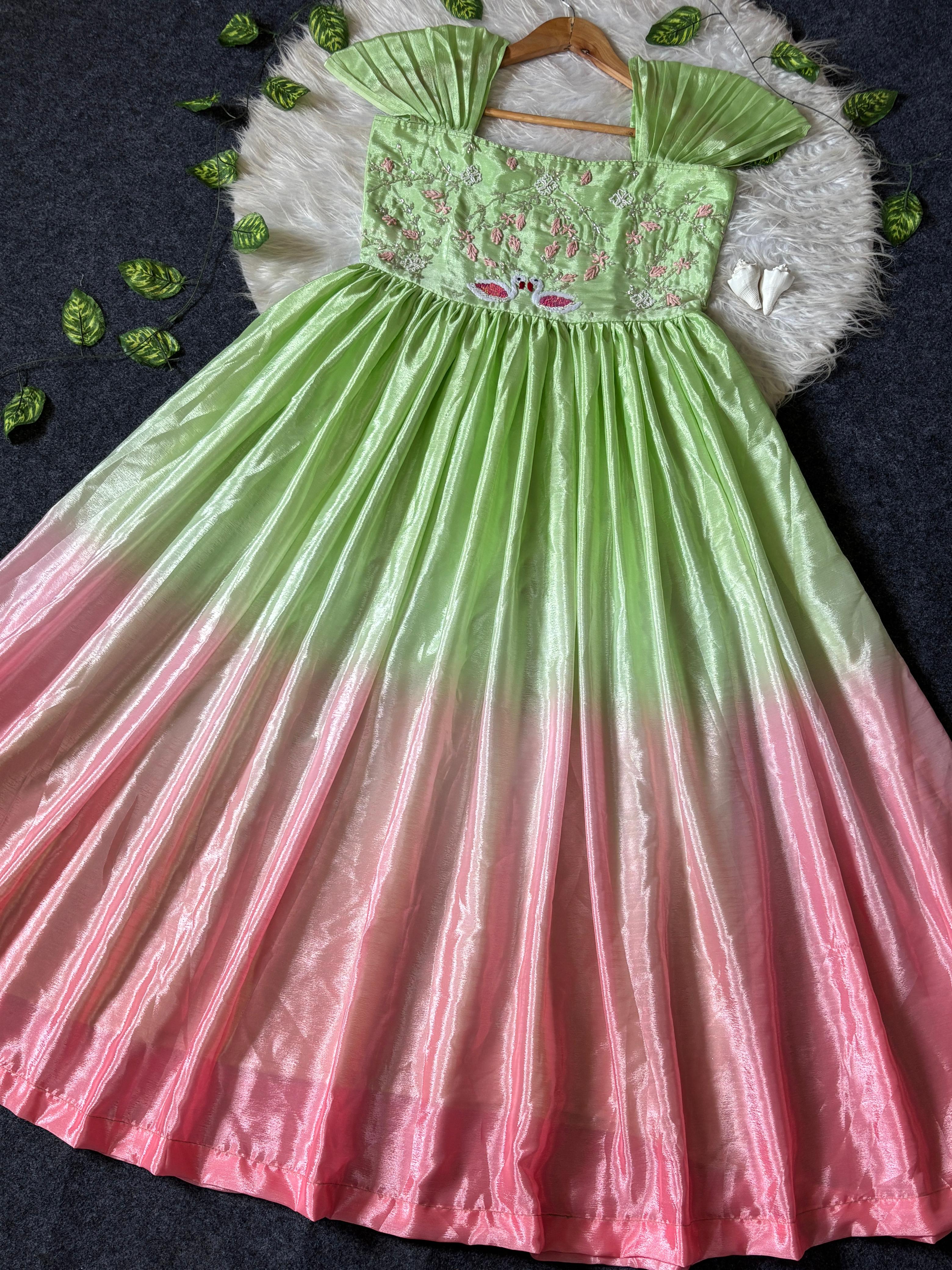 Senora : Dreamy Frocks