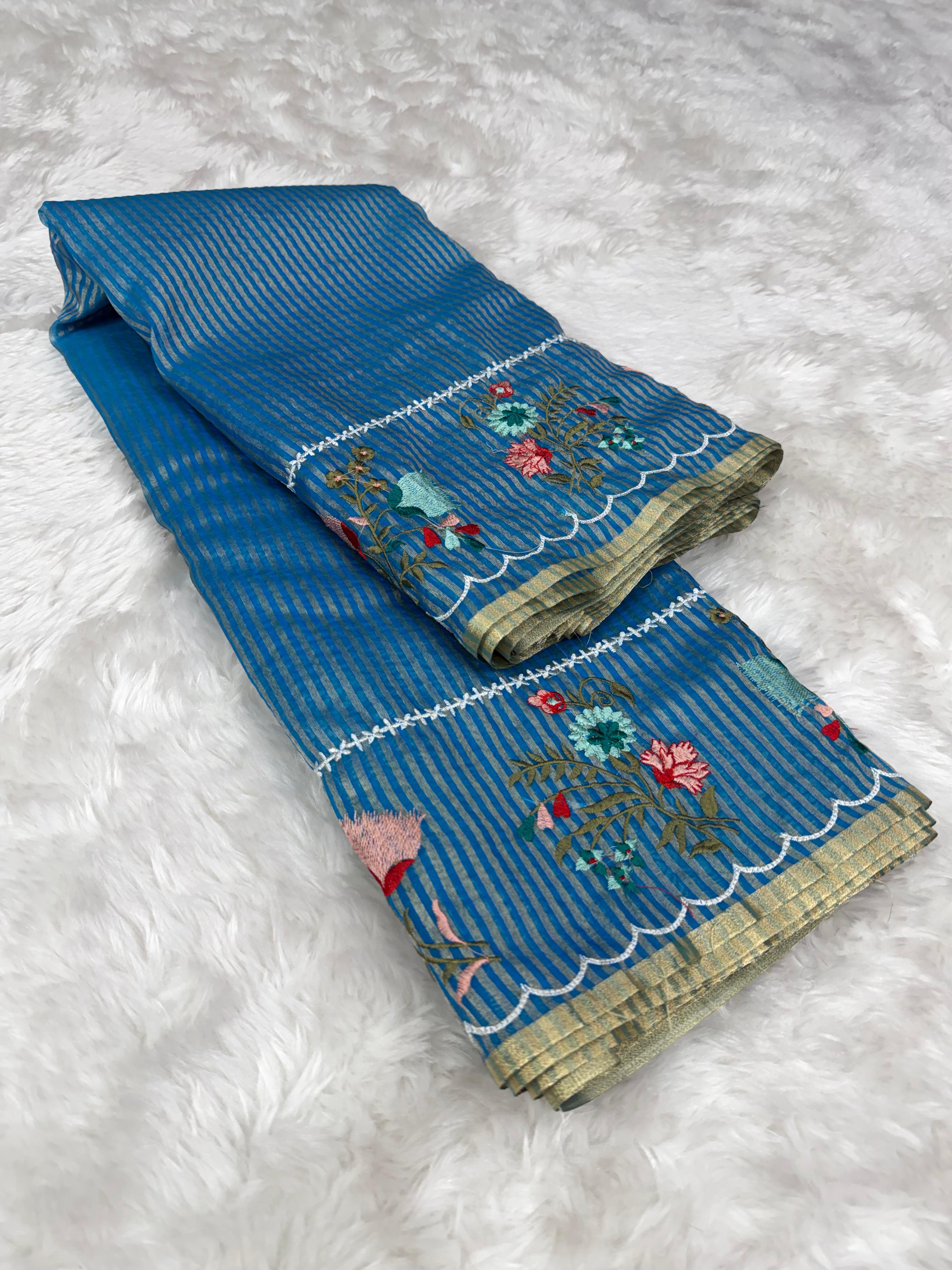 Banarasi : Tissue organza saree