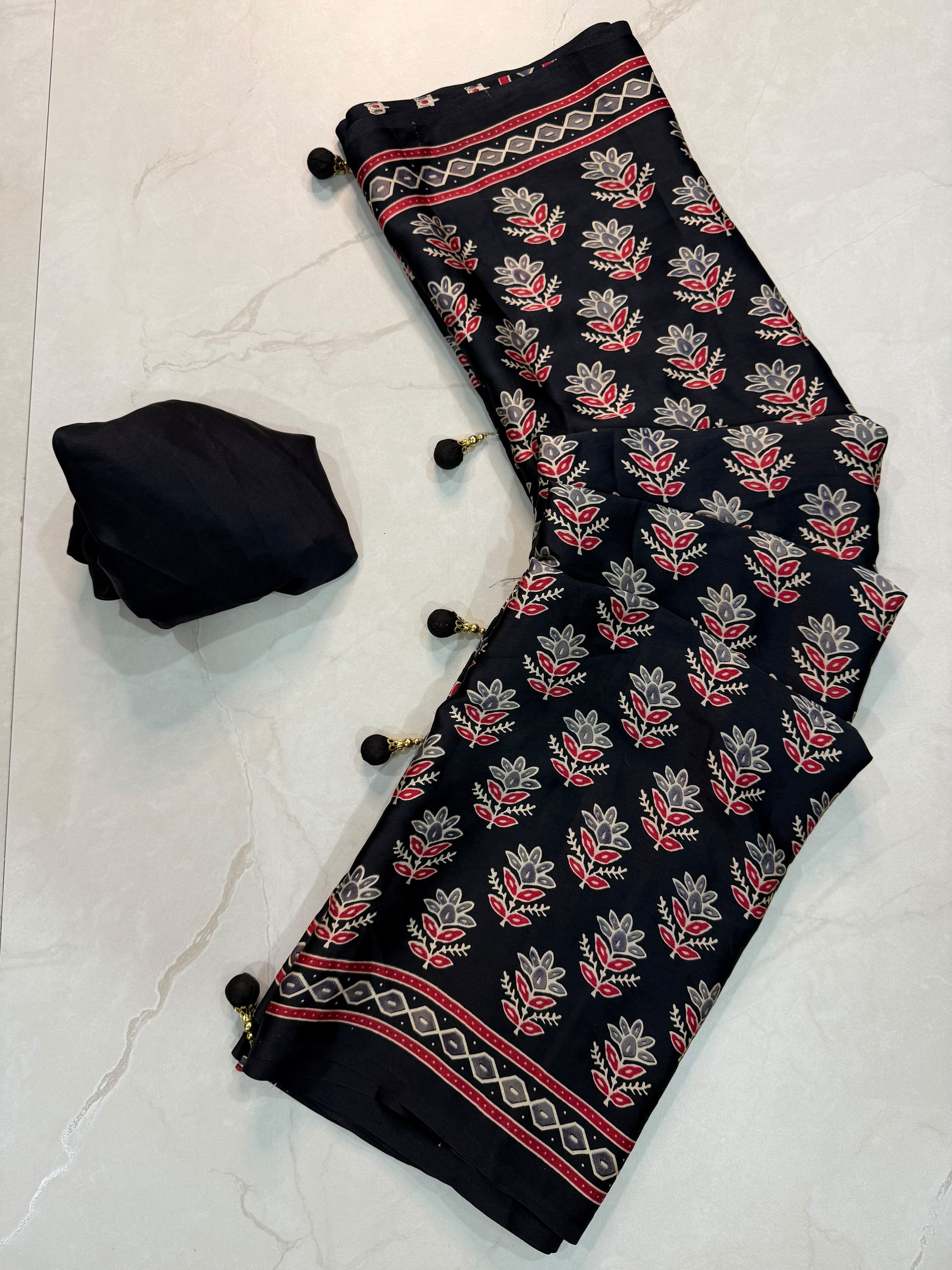 Anshika : Ajrak sarees