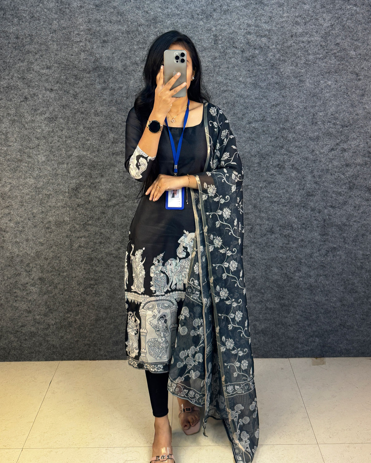 Maanvi : Kota checks outfit