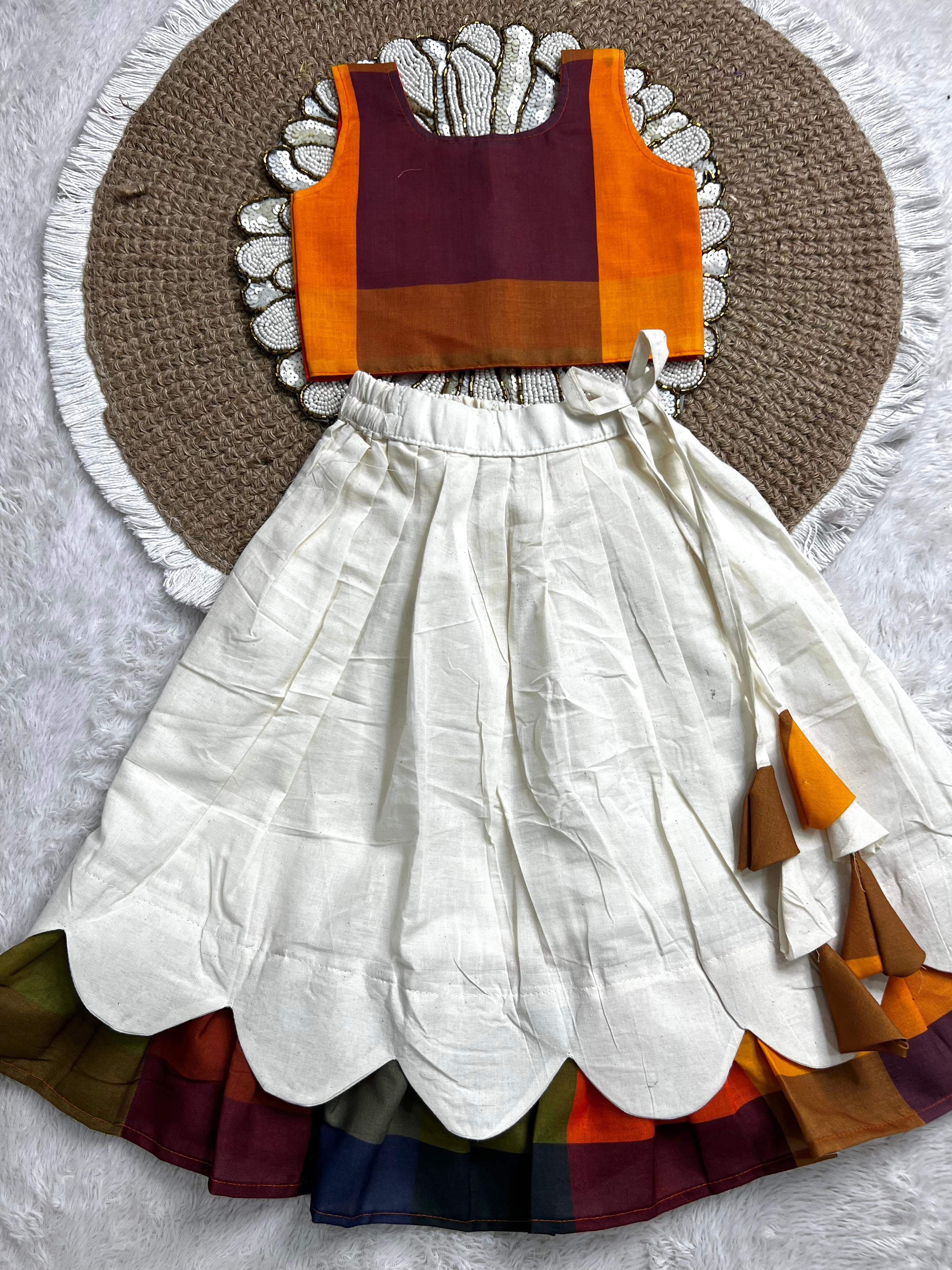 Kanakambaram petal : Kids Outfit