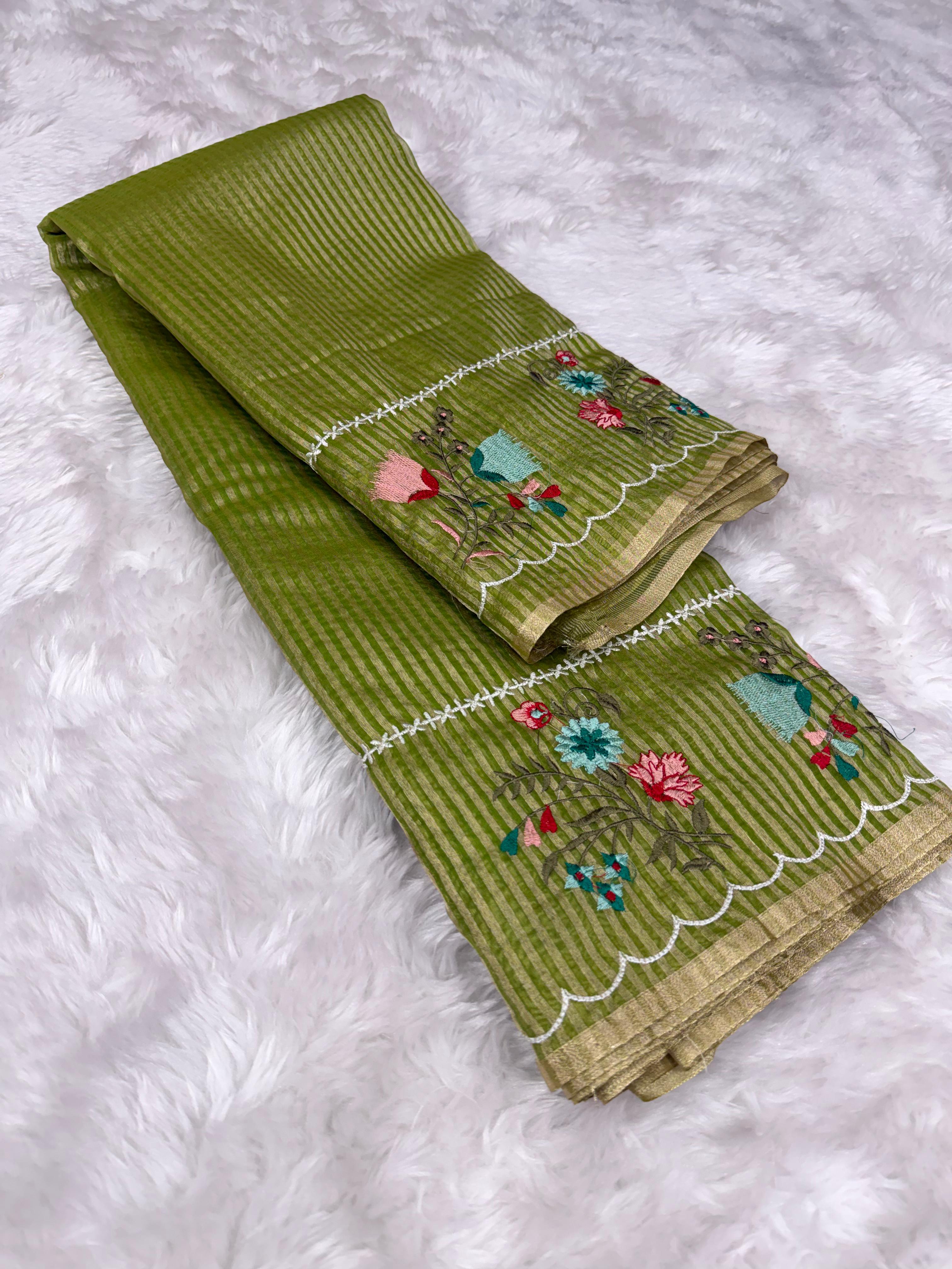 Banarasi : Tissue organza saree