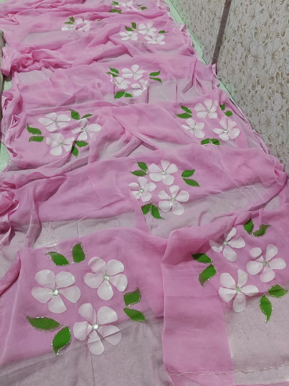 Jessi : Chiffon sarees hand painted