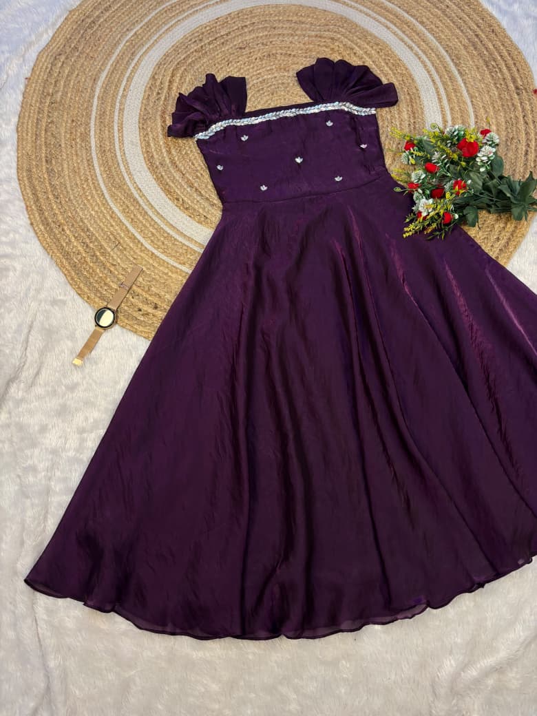 Hoyla : Prettiest frocks 💕