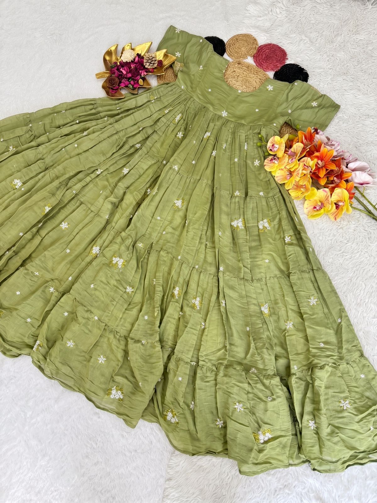 Hyna : Party Wear frocks
