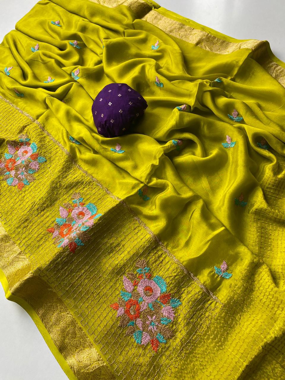 Premium Chinnon Chiffon Sarees 💕