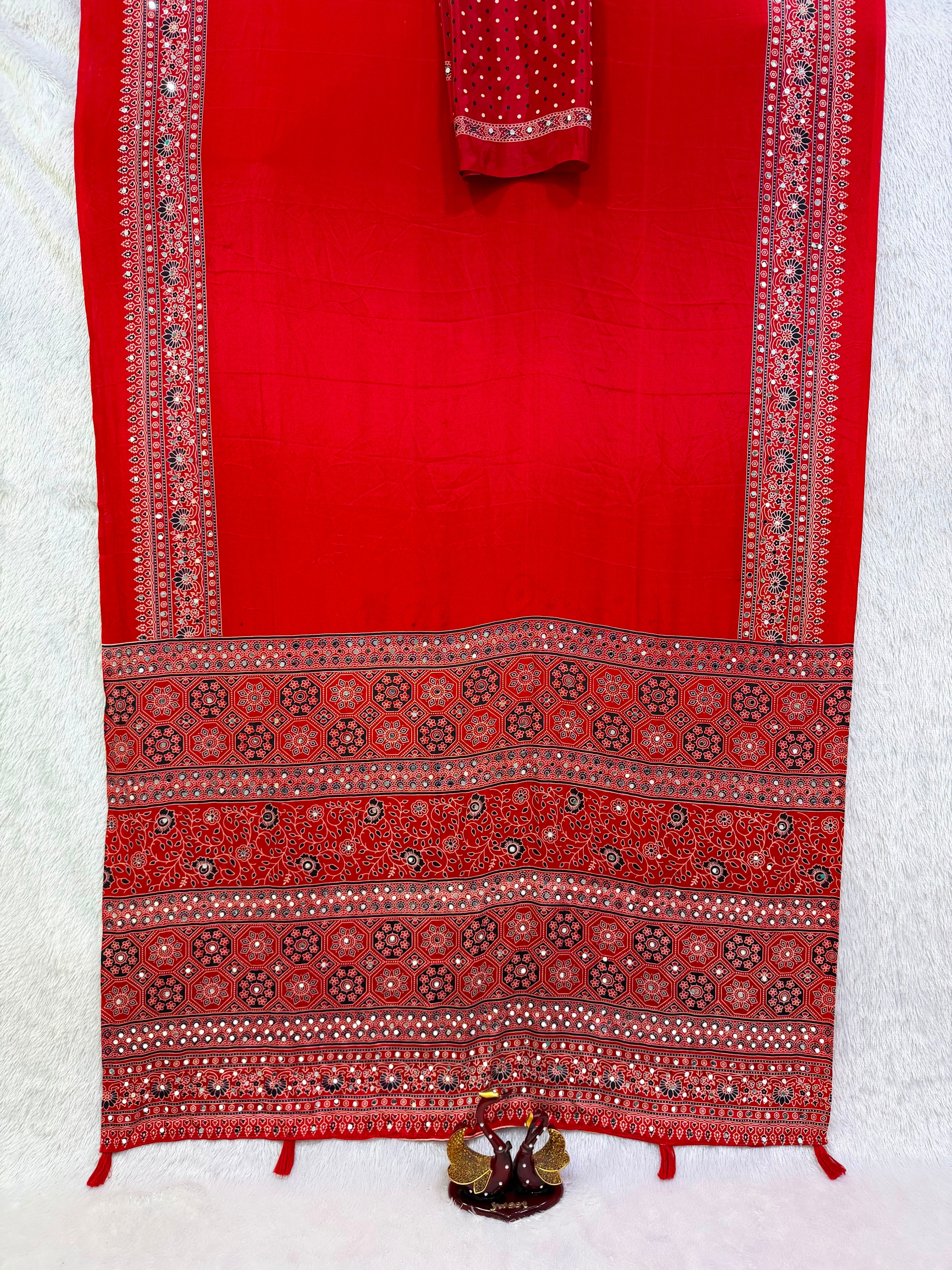 Anshika: Ajrak sarees